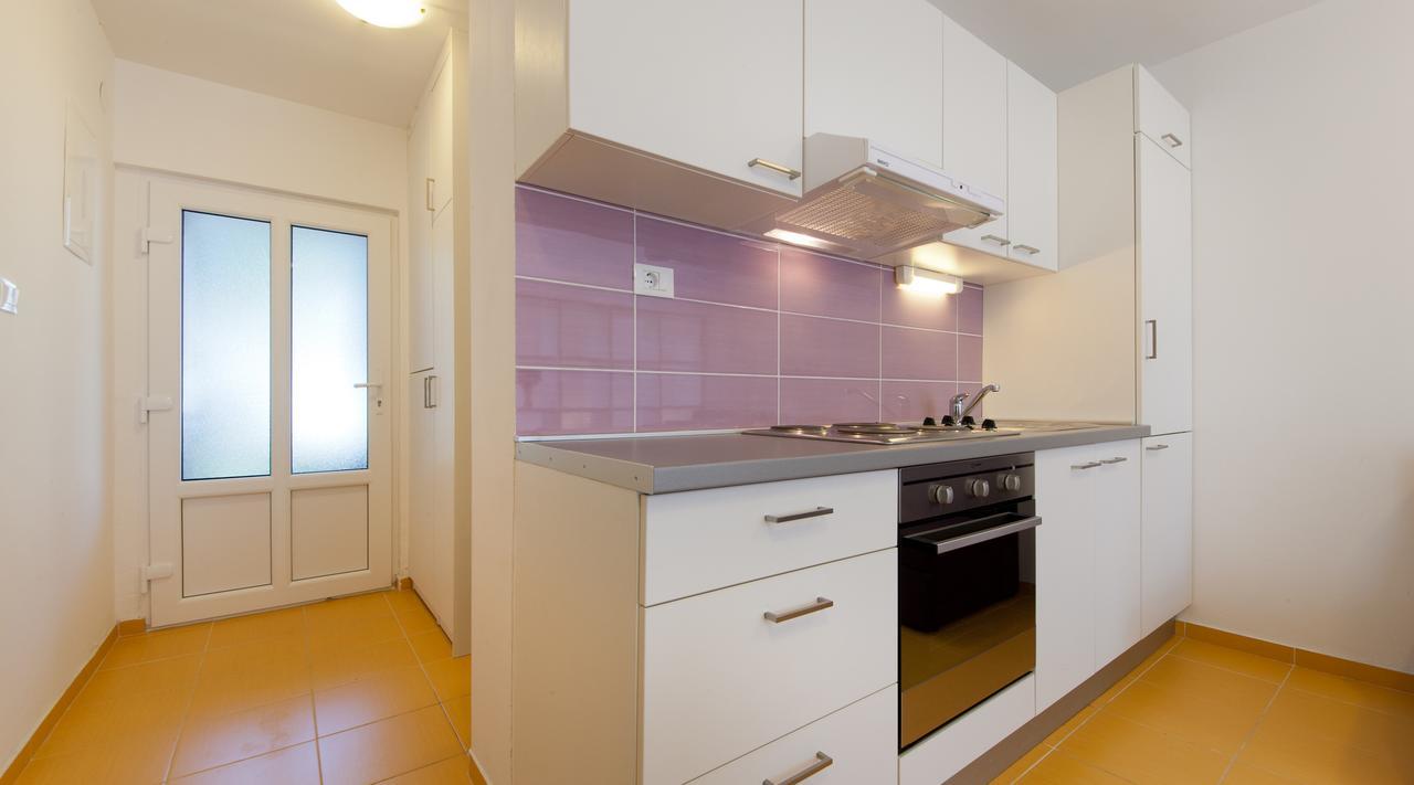 Apartments Lopari เนเรซีน ภายนอก รูปภาพ